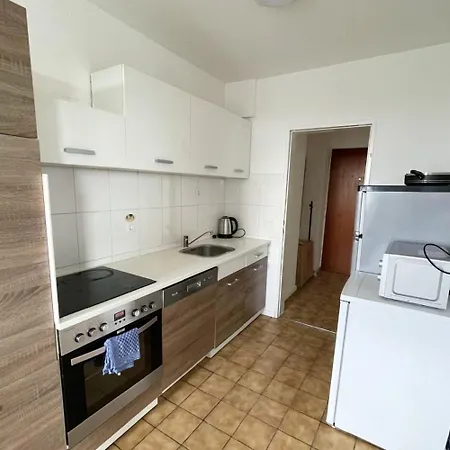 Apartment Workers Duisburg